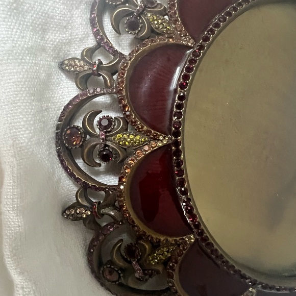 Authentic Jay Strongwater Metal Dark Red Round Photo Frame4” X 4”, w/defect - Picture 4 of 5